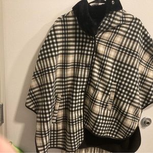 Rachel Roy poncho